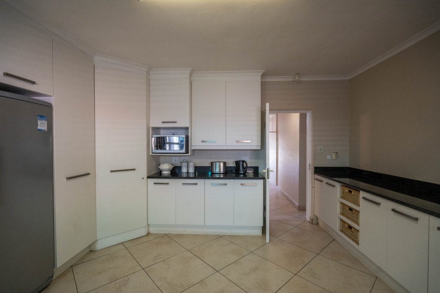 6 Bedroom Property for Sale in West Bank Eastern Cape